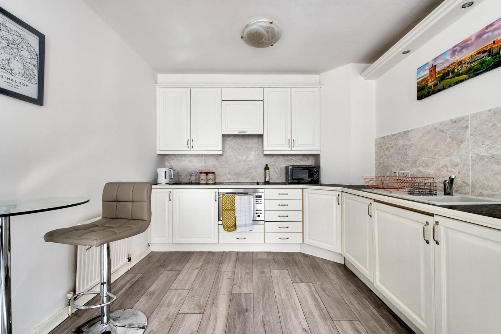 Guestready - Bright & Airy 1Br Flat In Center EDI Exterior photo