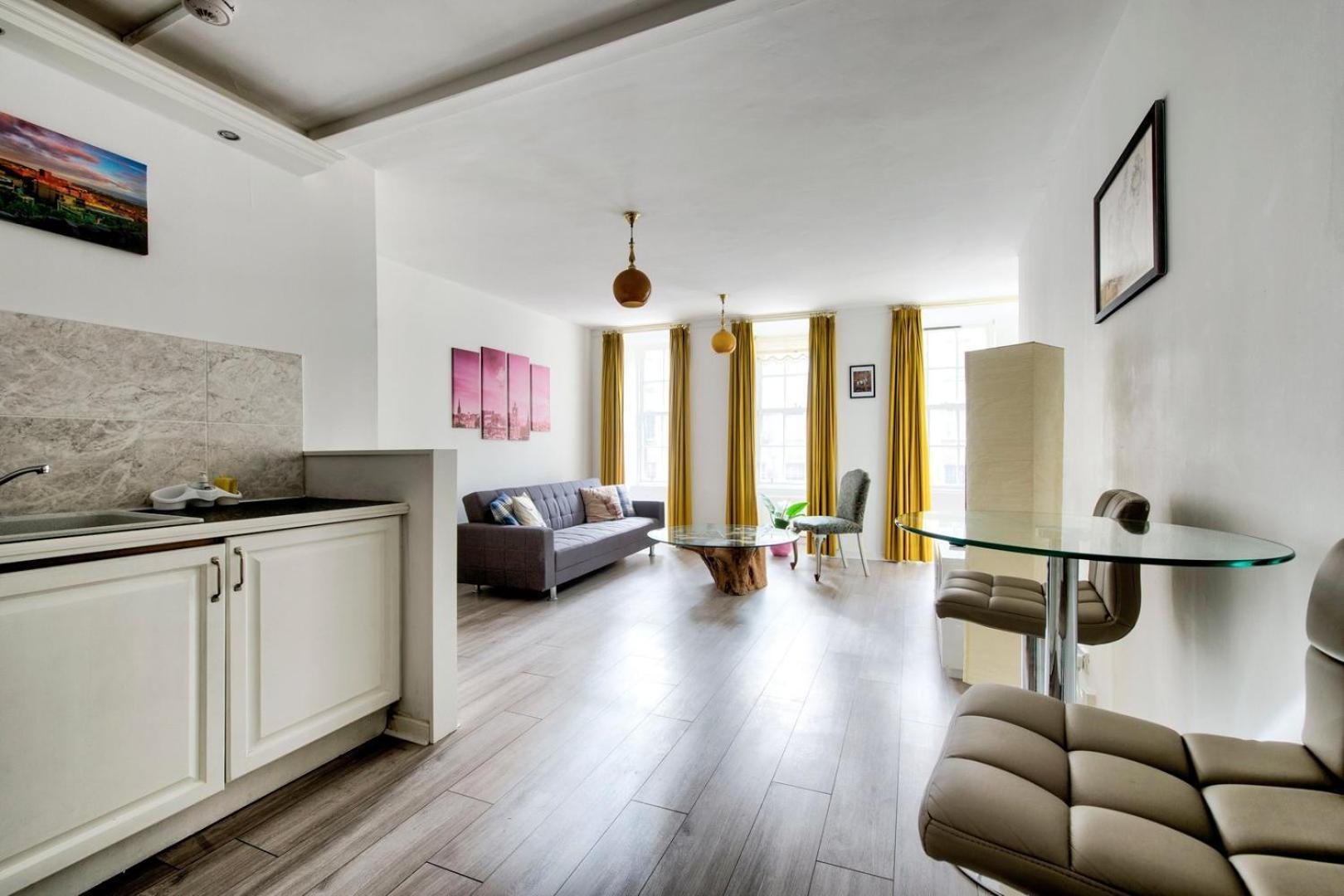 Guestready - Bright & Airy 1Br Flat In Center EDI Exterior photo